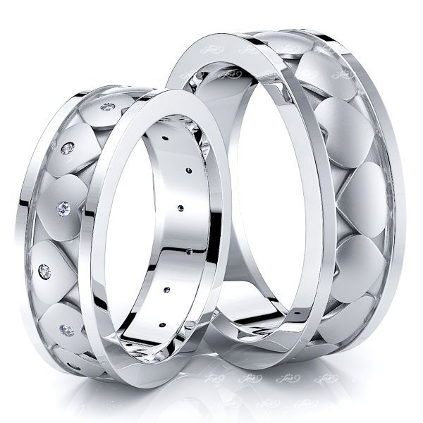 0.24 Carat 6mm Heart Design His and Hers Diamond Wedding Band Set