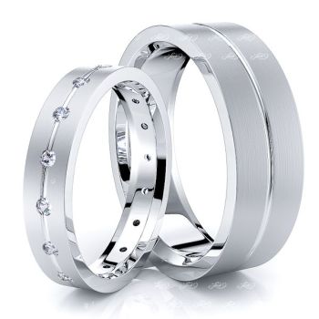 0.24 Carat Fashionable 6mm His and 4mm Hers Diamond Wedding Band Set