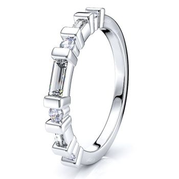 Iseult Diamond Women Anniversary Ring
